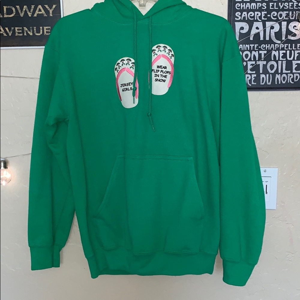 sweatshirt